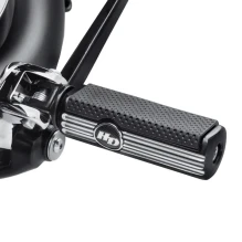 <p>Defiance Rider Footpegs - Black Anodized Machine Cut</p>